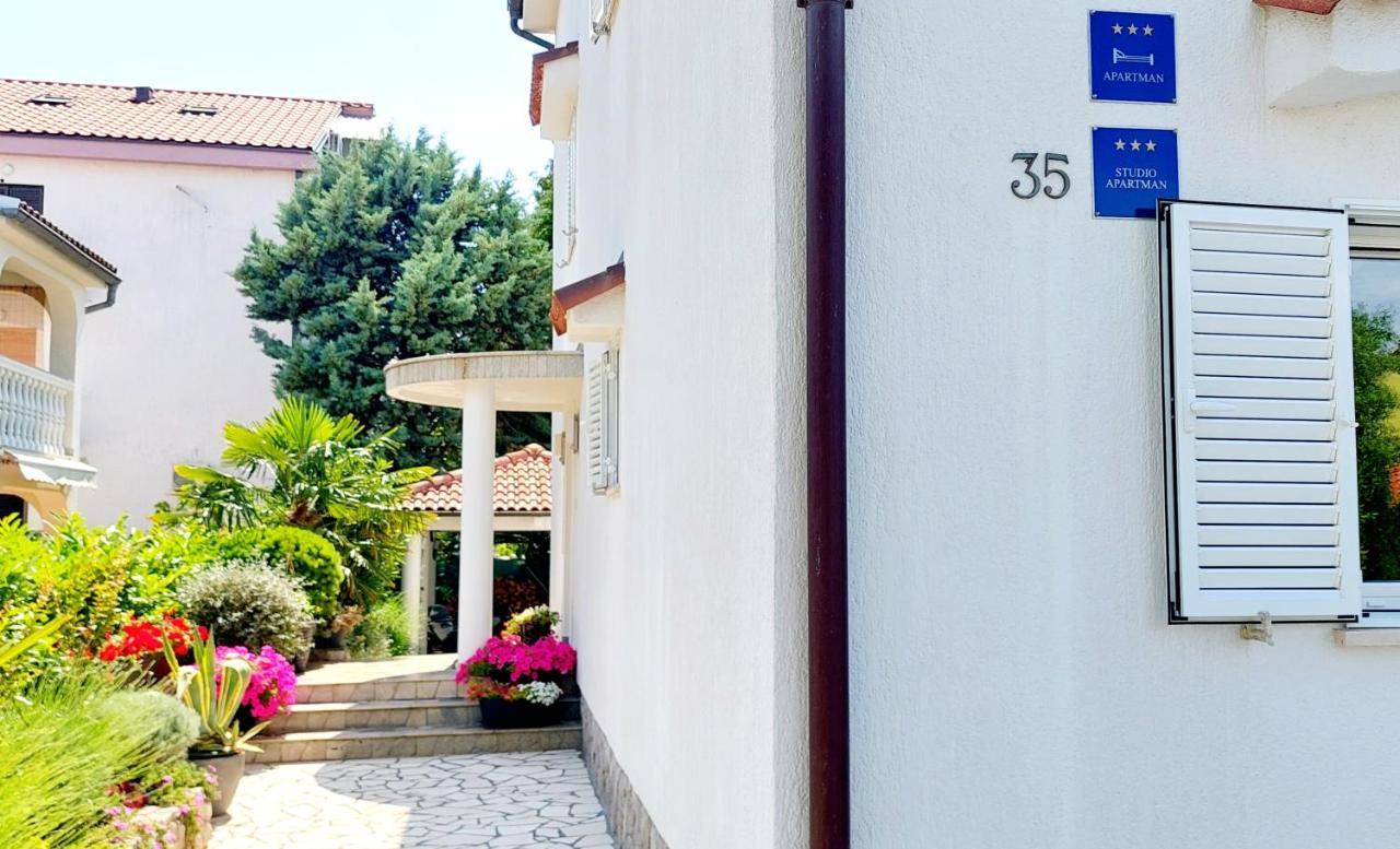 Apartments Bella Vita 1 Малинска Екстериор снимка